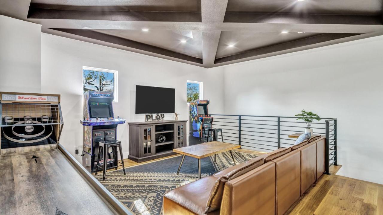 Luxury Gameroom/Basketball Hoop 阿林顿 外观 照片